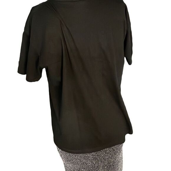 < instert random object here > - Picture 7 of 10